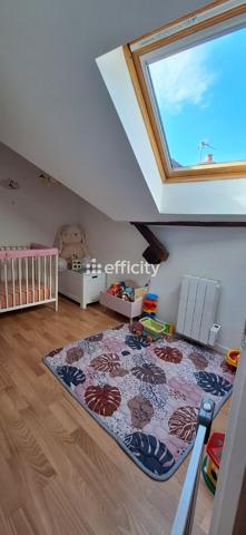 Appartement
         4 pièces
        - 66 m² 110 000 € *