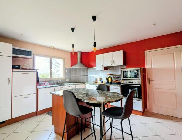 Grande villa  de 330m2 à Cholet