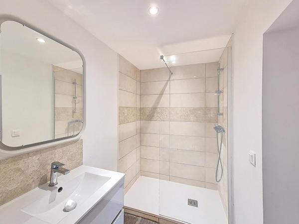 Spacieux T2 avec jardinet et cave aménagée