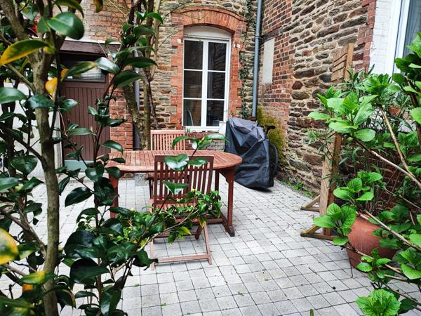 Fonds De Commerce - 27 m²