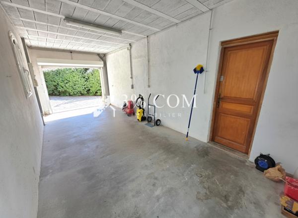 Villa 6 pièce(s) 4 chambre(s) 150 m²