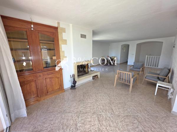 Villa 6 pièce(s) 4 chambre(s) 150 m²