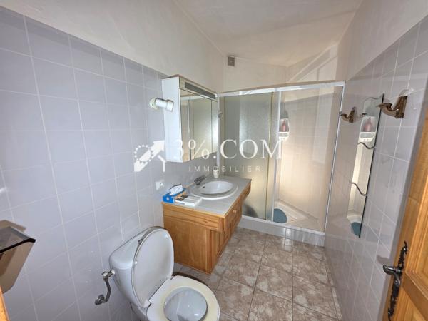 Villa 6 pièce(s) 4 chambre(s) 150 m²