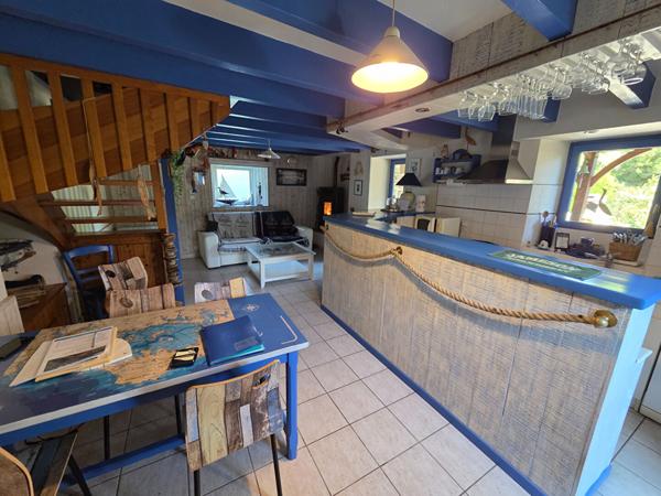 Charmante Maison à Vendre à Sarzeau - Proche du golfe.