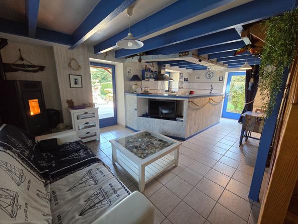 Charmante Maison à Vendre à Sarzeau - Proche du golfe.