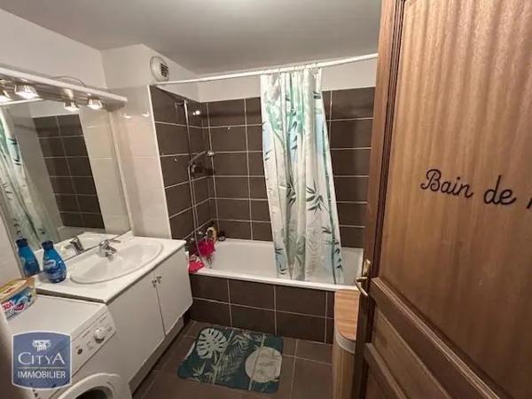 Appartement à louer 4 pièces 87.65m²