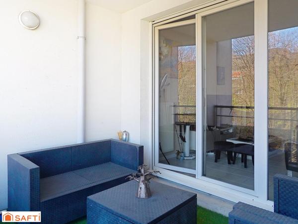 Appartement de 70m², traversant et lumineux.