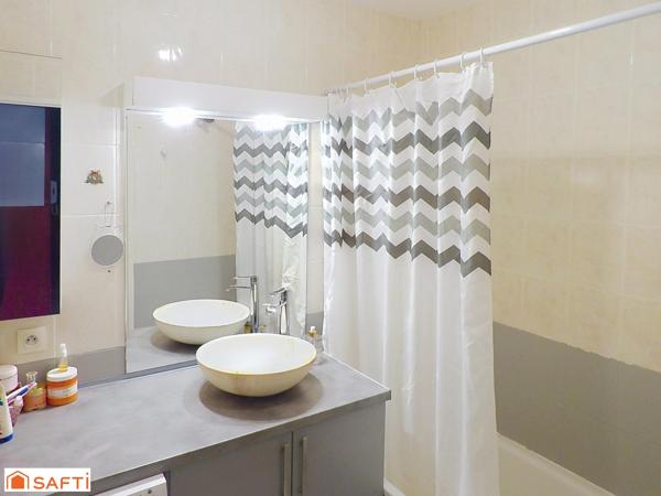 Appartement de 70m², traversant et lumineux.