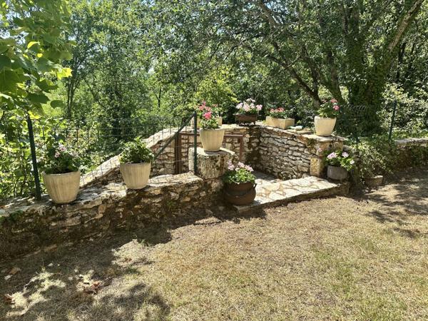 Propriété de caractère avec maisons d'amis indépendant et piscine à proximité de Saint-Cyprien