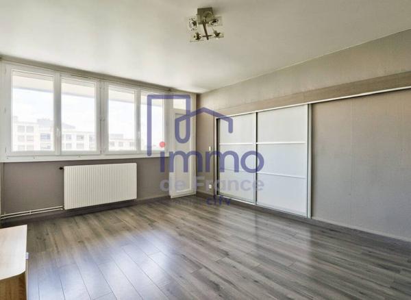 Appartement T4 avec balcon