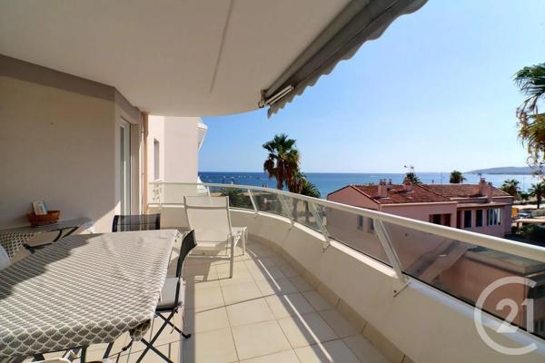 Appartement T2 à vendre  2 pièces - 49,23 m 2   FREJUS  - 83
