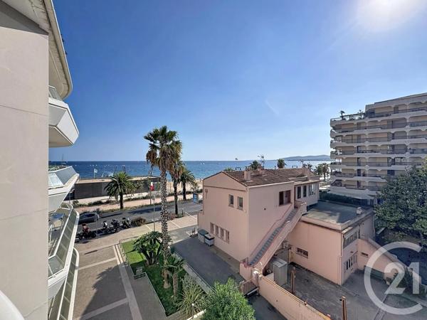 Appartement T2 à vendre  2 pièces - 49,23 m 2   FREJUS  - 83