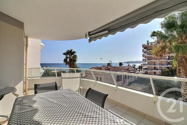 Appartement T2 à vendre  2 pièces - 49,23 m 2   FREJUS  - 83