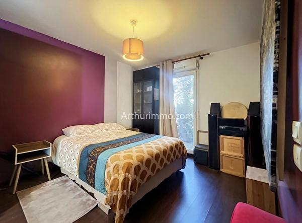Vente                                                      Appartement
                        
                     2 pièces                      55 m2                     à Limeil-Brévannes