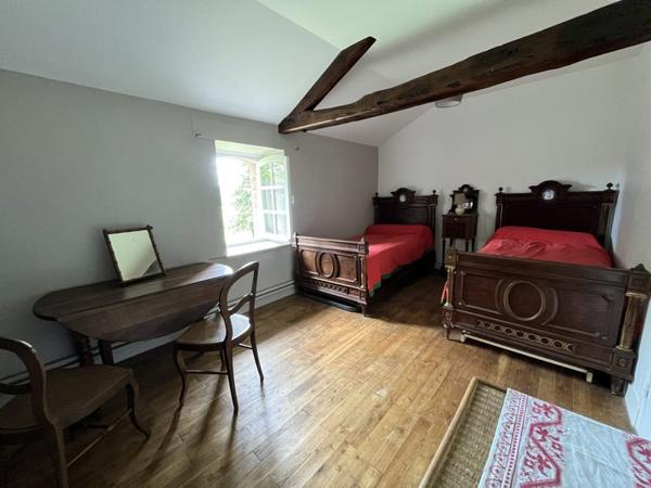 Maison à vendre 421 200 € Saint-Just-le-Martel 10 p 244 m² DPE F