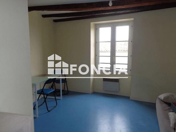 Location Studio 22.15 m² - 22 RUE RABELAIS Poitiers 86000