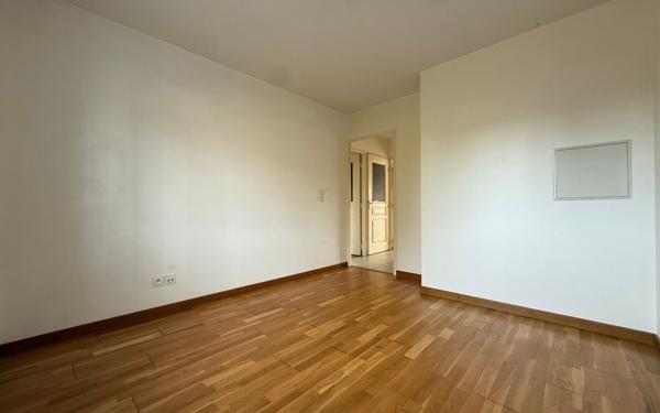 Appartement à vendre    3 pièces • 53,02 m2 Lozanne