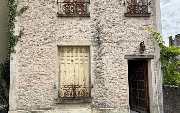 Maison à vendre    2 pièces • 57 m2 Jouy-le-Châtel