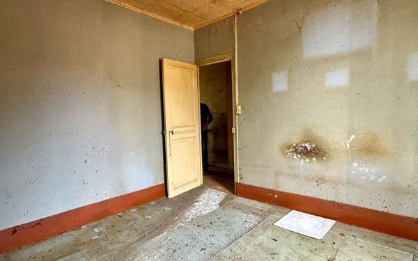 Maison à vendre    2 pièces • 57 m2 Jouy-le-Châtel