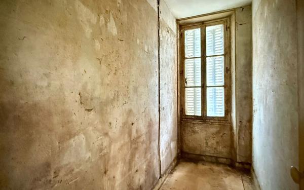 Maison à vendre    2 pièces • 57 m2 Jouy-le-Châtel