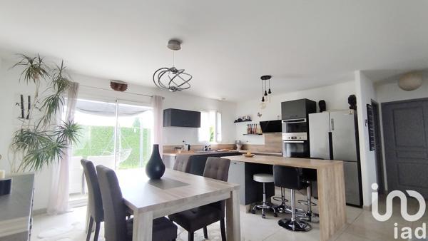 Maison à vendre 6 pièces 115 m² Menneval