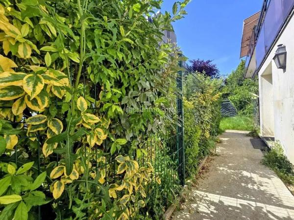 Vente                                                      Appartement
                        
                     2 pièces                      41 m2                     à Nogent-sur-Marne