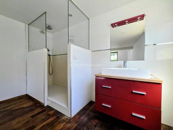 Vente                                                      Appartement
                        
                     2 pièces                      41 m2                     à Nogent-sur-Marne
