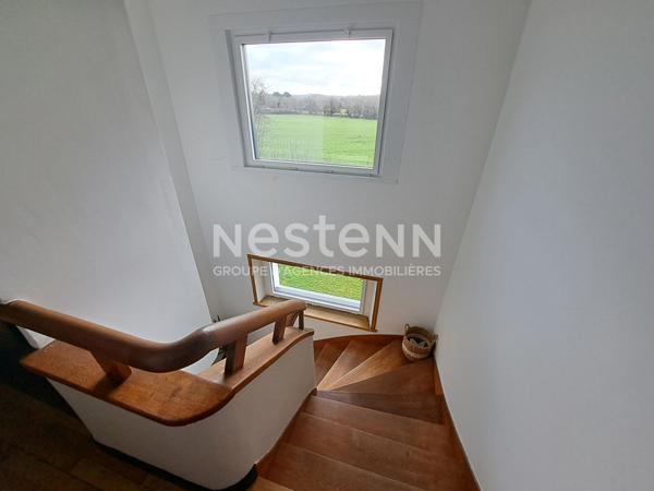 Quartier recherché pour cette maison de 116 m² tout en lumière entièrement rénovée.