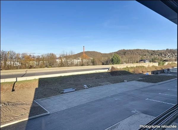 Location Local commercial 1 pièces 800 m2 à Bourgoin-Jallieu