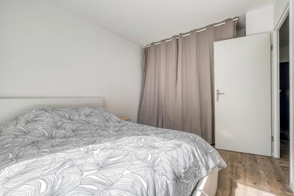 Christophe Michaudelle Capifrance, vous propose à MEAUX, appartement récent (2020) 2 pièces 50 m² avec son balcon et sa place de stationnement.