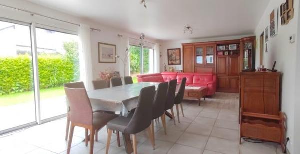 Maison plain-pied Saint-Pol-de-Léon 126 m²