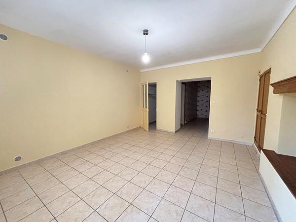 APPARTEMENT CLIMATISÉ T2 DUPLEX 50.37M² ISLE SUR LA SORGUE AVEC PARKING