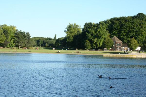 Superbe T3 avec vue sur parc dans résidence récente – parking