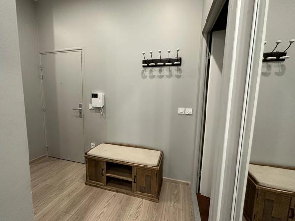 Superbe T3 avec vue sur parc dans résidence récente – parking