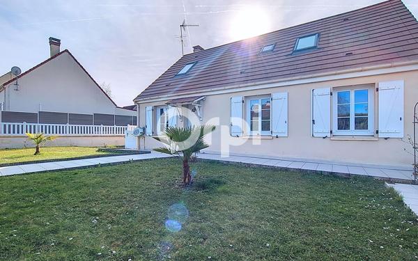 Maison à vendre    5 pièces • 108 m2 Crépy-en-Valois