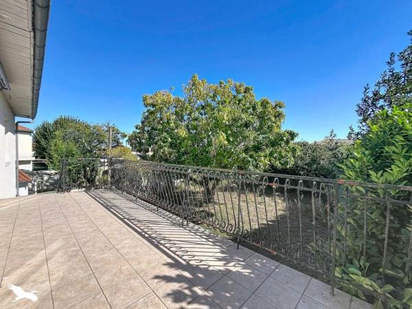 Maison à vendre 498 000 € Bègles 5 p 147 m² DPE E