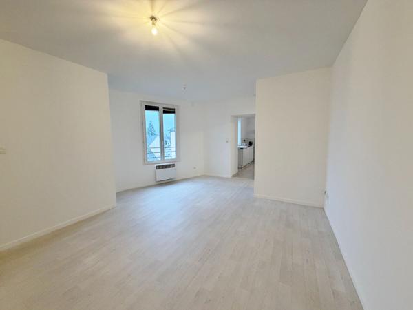 Appartement T4 Ecommoy