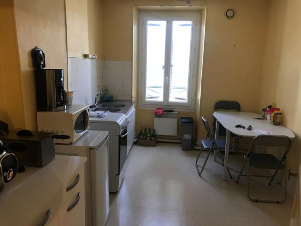 Appartement 2 pièces 1er ètage gauche