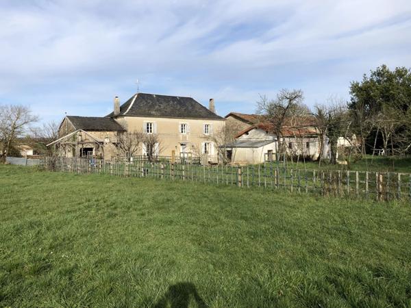 Belle Maison de Maître avec un grand terrain