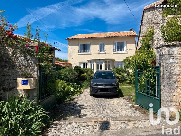 House for sale 7 rooms 150 m² Aunac-sur-Charente