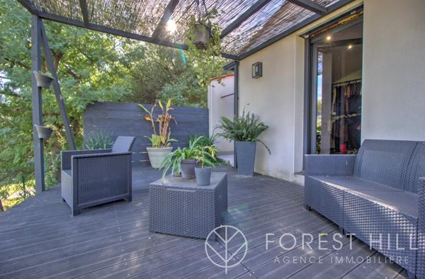 Céret (66400) Maison 4 faces,récente proche tous commerces