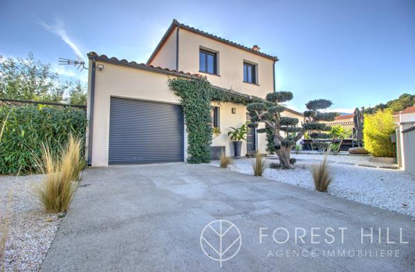 Céret (66400) Maison 4 faces,récente proche tous commerces