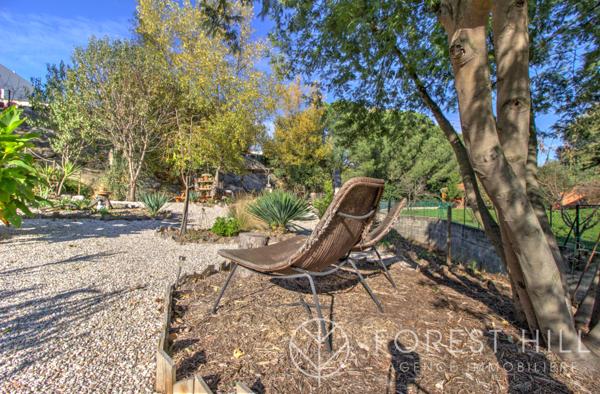 Céret (66400) Maison 4 faces,récente proche tous commerces