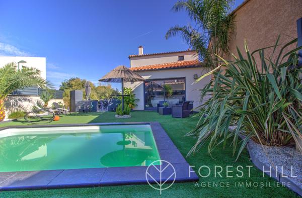 Céret (66400) Maison 4 faces,récente proche tous commerces