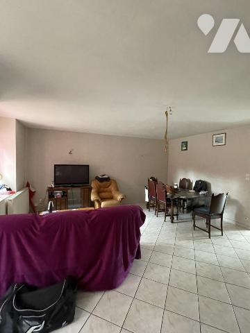 A VENDRE - MAISON- 3 CHAMBRES- RENAZE