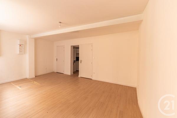 Appartement T2 à vendre  2 pièces - 43,50 m2 LAVAL - 53