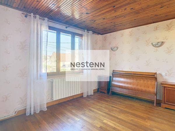 À acheter en Essonne, Maison individuelle, 3 chambres sous-sol total, jardin, 5 minutes à pied des commerces, 5 minutes à pied de l'école élémentaire, 40 minutes de Paris en RER C