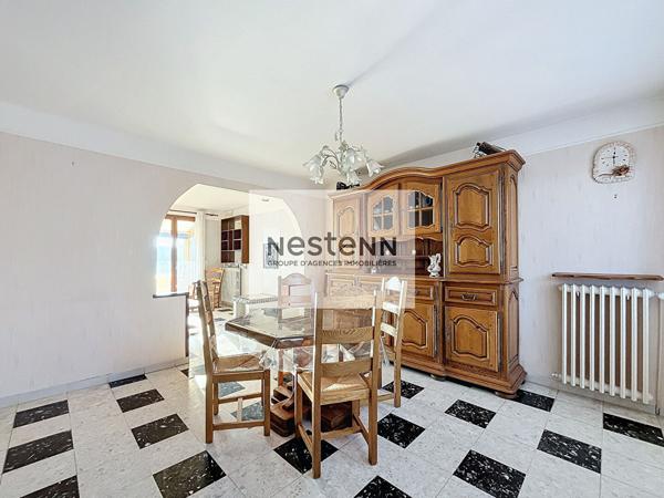 À acheter en Essonne, Maison individuelle, 3 chambres sous-sol total, jardin, 5 minutes à pied des commerces, 5 minutes à pied de l'école élémentaire, 40 minutes de Paris en RER C