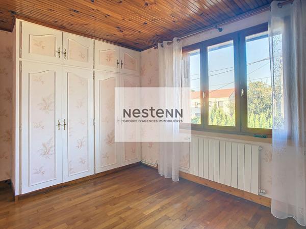 À acheter en Essonne, Maison individuelle, 3 chambres sous-sol total, jardin, 5 minutes à pied des commerces, 5 minutes à pied de l'école élémentaire, 40 minutes de Paris en RER C