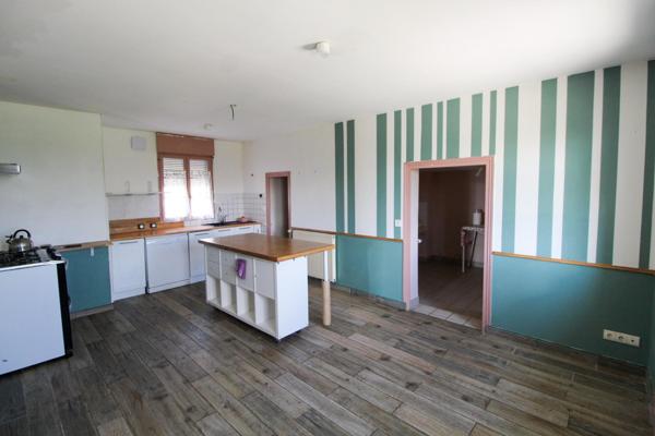 Grande maison familiale de 148 m² avec dépendances